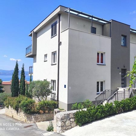 Apartment Bozan Omiš Eksteriør bilde