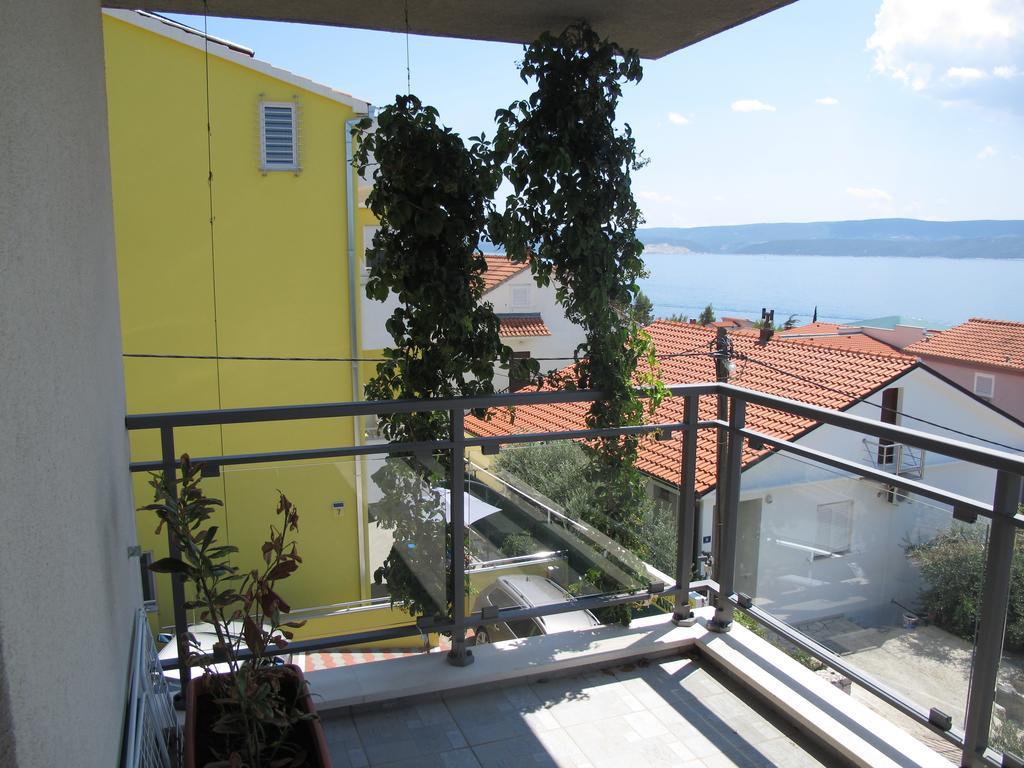 Apartment Bozan Omiš Rom bilde
