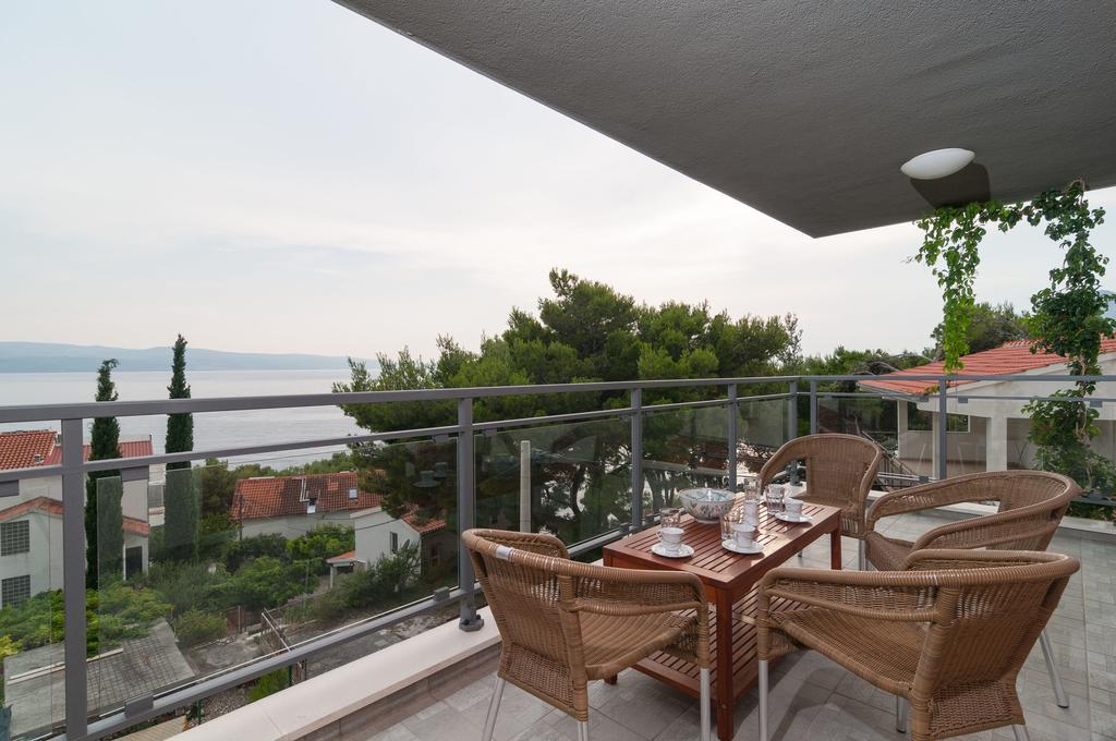 Apartment Bozan Omiš Eksteriør bilde